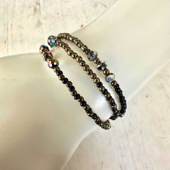 Multi strand adjustable bracelet - Picture 1 of 8